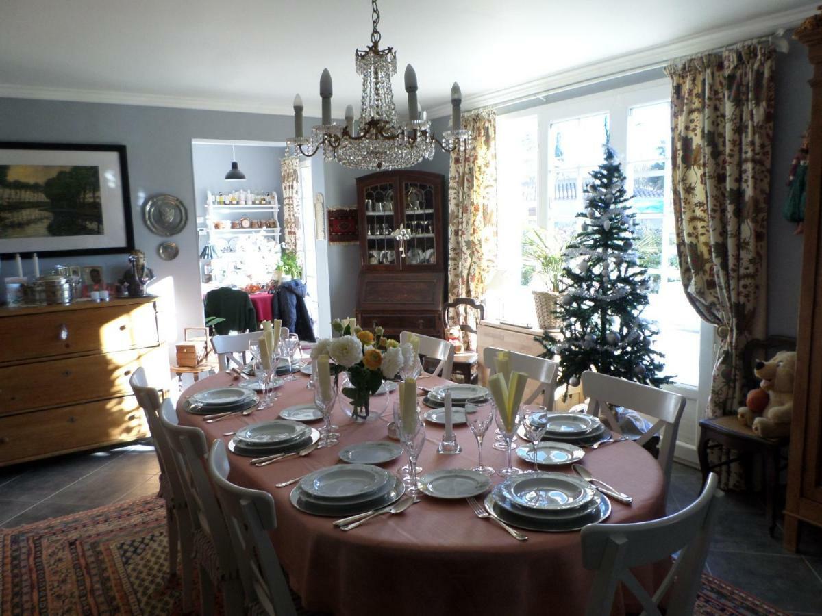 Les Broussous Bed and Breakfast Sauve Eksteriør billede